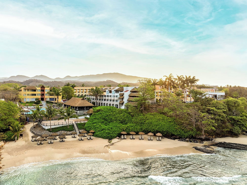 Hotel Family Selection At Grand Palladium Vallarta Resort & Spa - All Inclusive