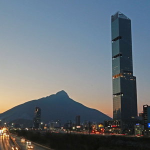 Hotel Hilton Garden Inn Monterrey Obispado cazare Monterrey