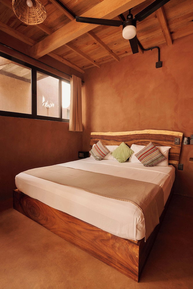 Hotel Punta Navi
