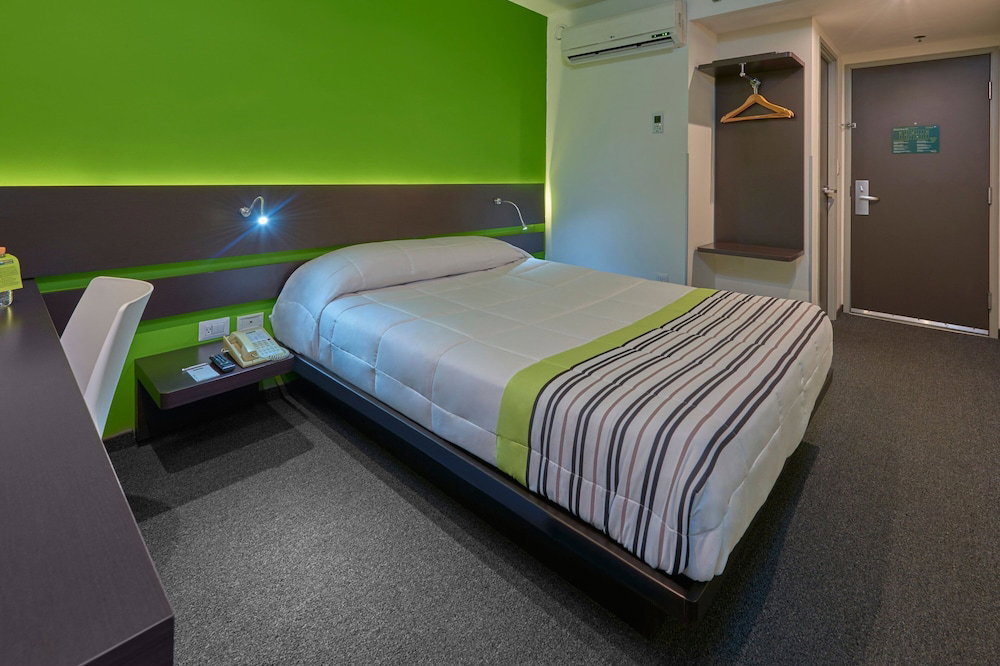 Hotel City Express Junior By Marriott Puebla Finsa