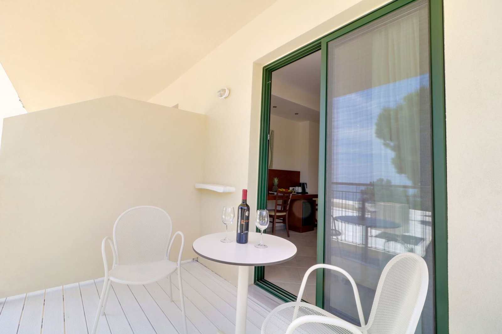 Tosca Beach Hotel