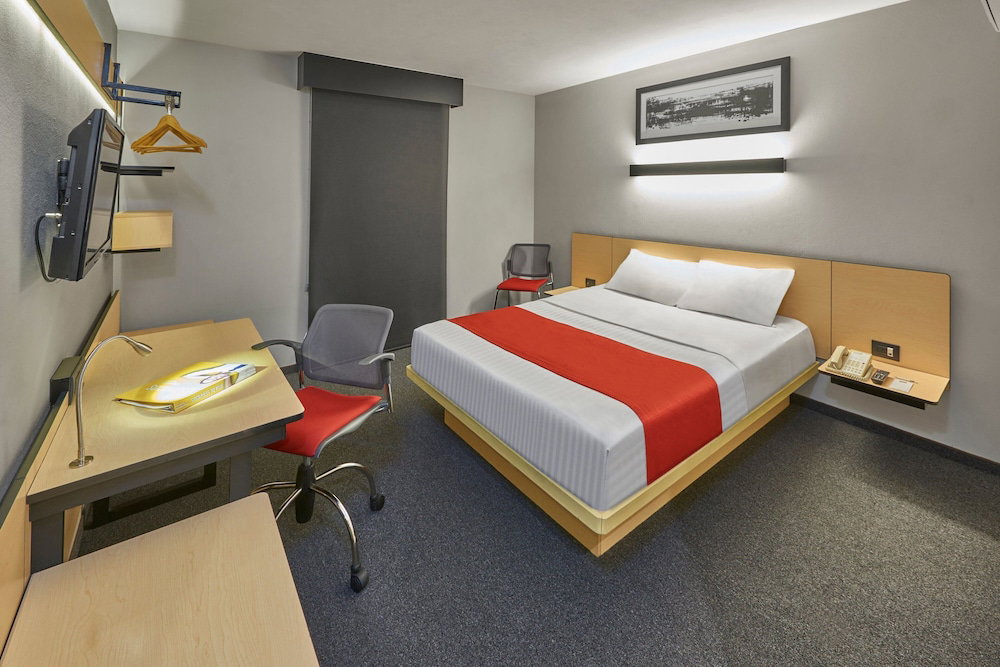 Hotel City Express By Marriott Monterrey Norte