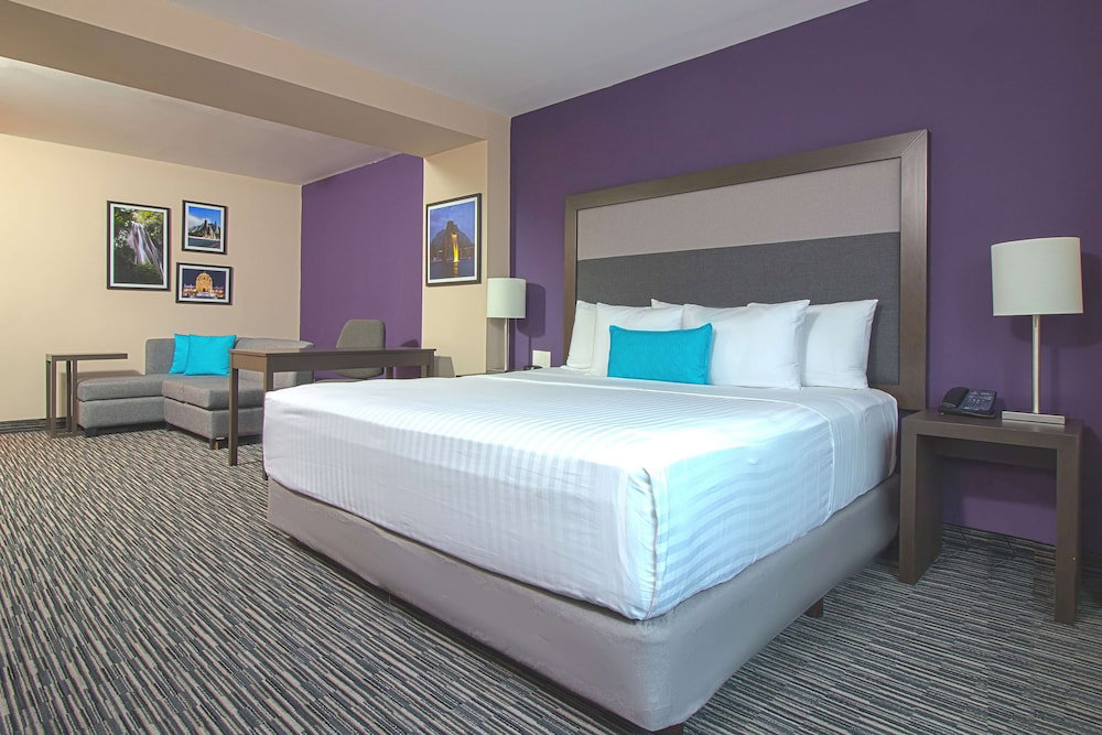 Hotel Chn Hotel Monterrey Aeropuerto, Trademark By Wyndham