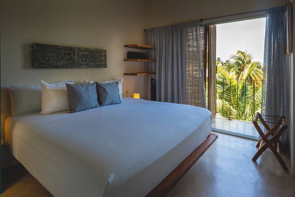 Hotel Casa Mia El Cuyo Eco Beach Boutique