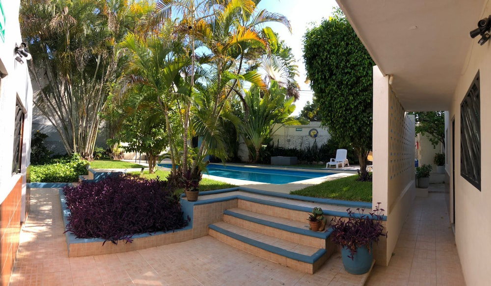Hotel Suites Del Sureste