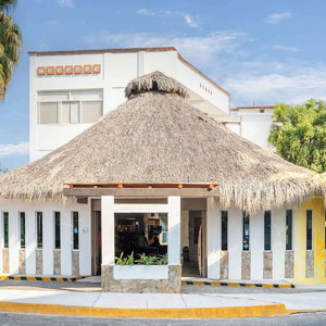 Hotel Best Western Posada Chahue cazare Crucecita