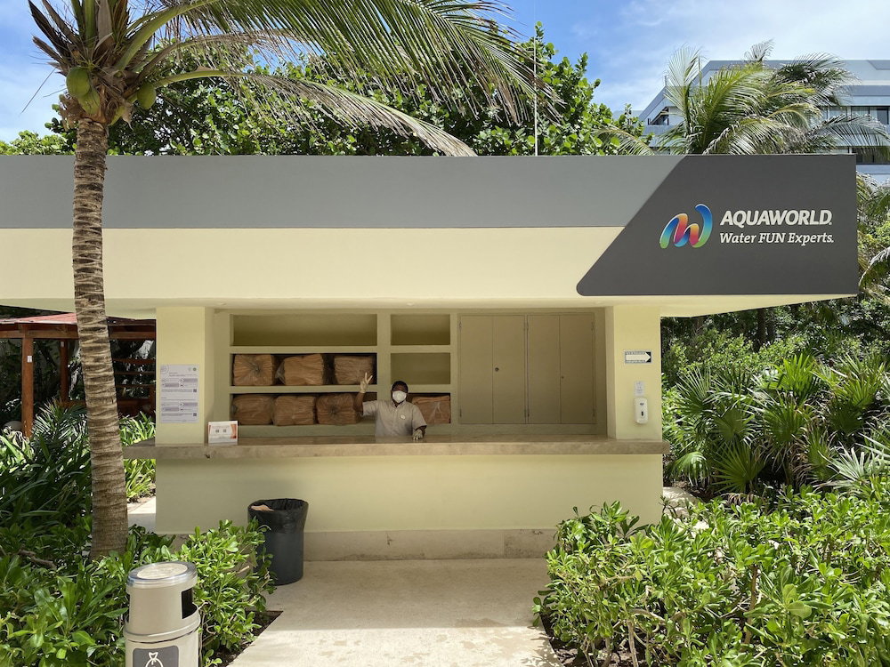 Condo In Ocean Front Resort