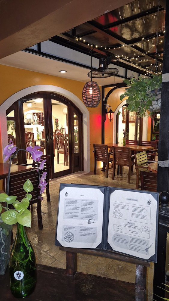 Hotel El Zaguán Colonial By Guruhotel