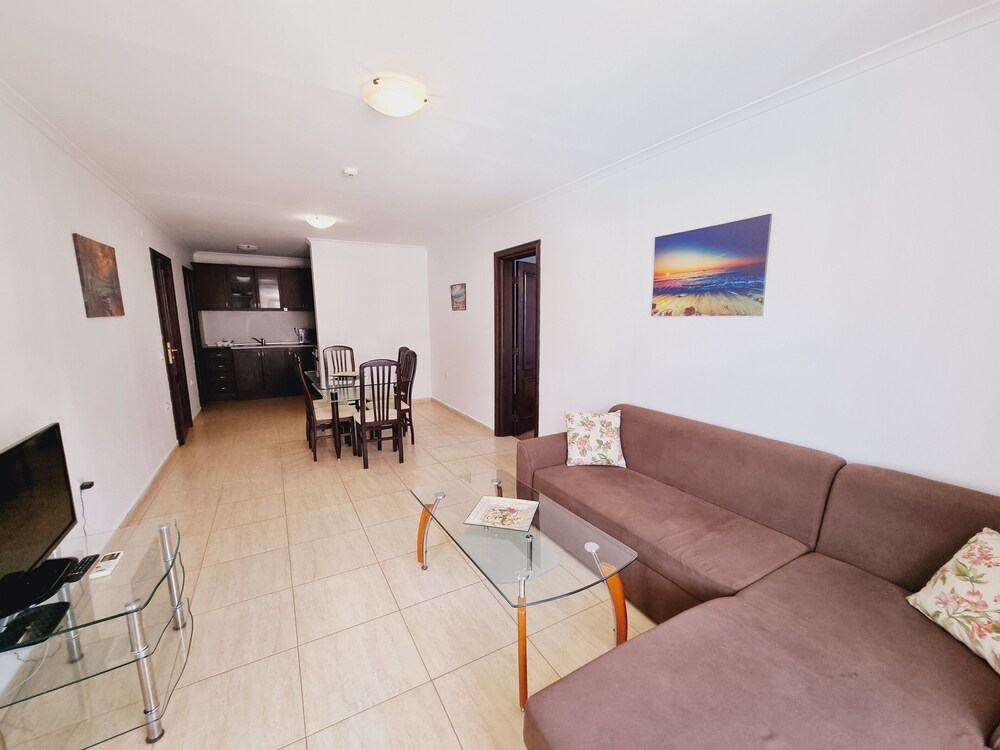Hotel Arena - Dinevi Resort