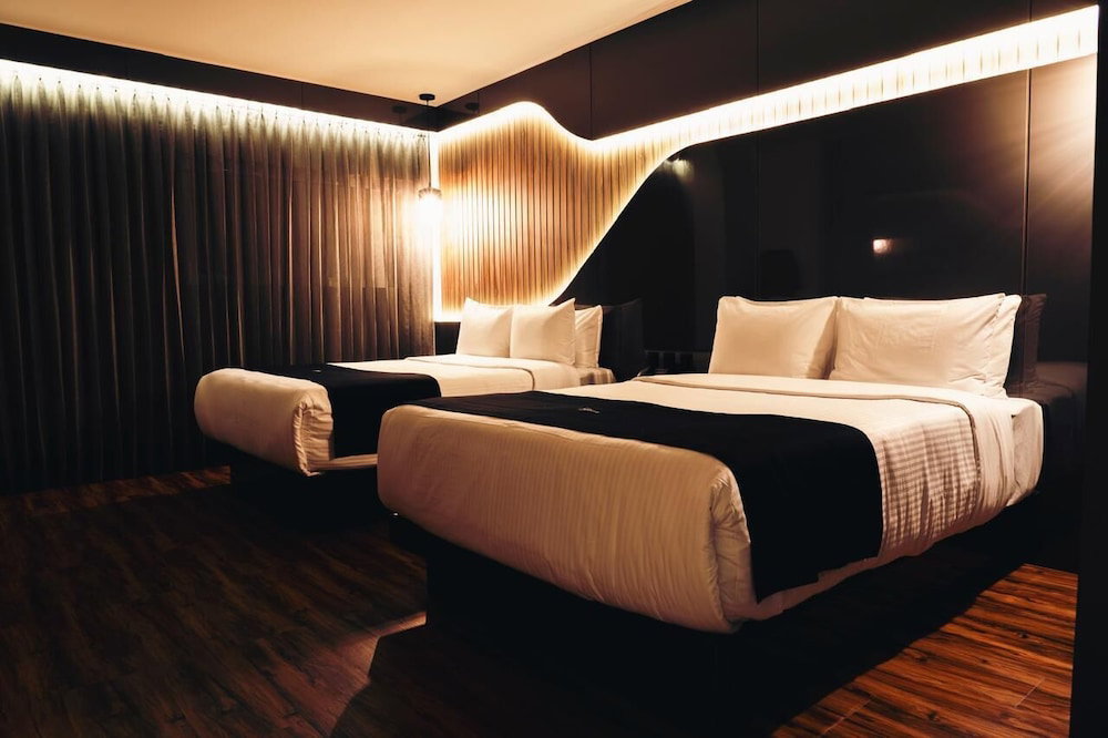 Hotel Yoru
