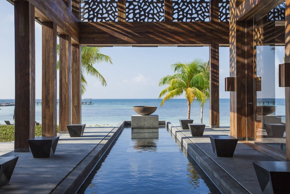 Hotel Nizuc Resort And Spa