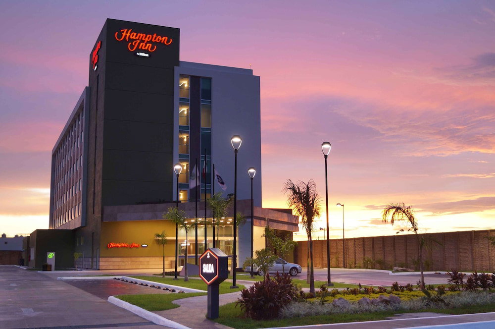 Hotel Hampton Inn By Hilton Merida