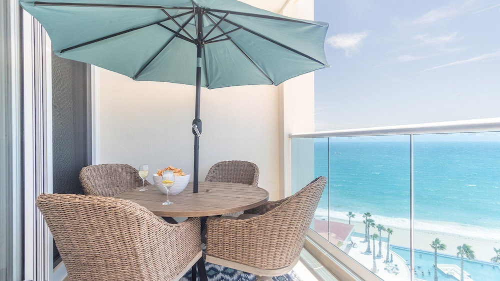 Hotel Exceptional One Bedroom Condominium Viento 803 - Encantame Towers