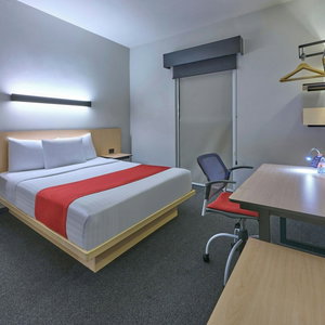 Hotel City Express By Marriott Ciudad De México Plaza Central cazare Iztapalapa
