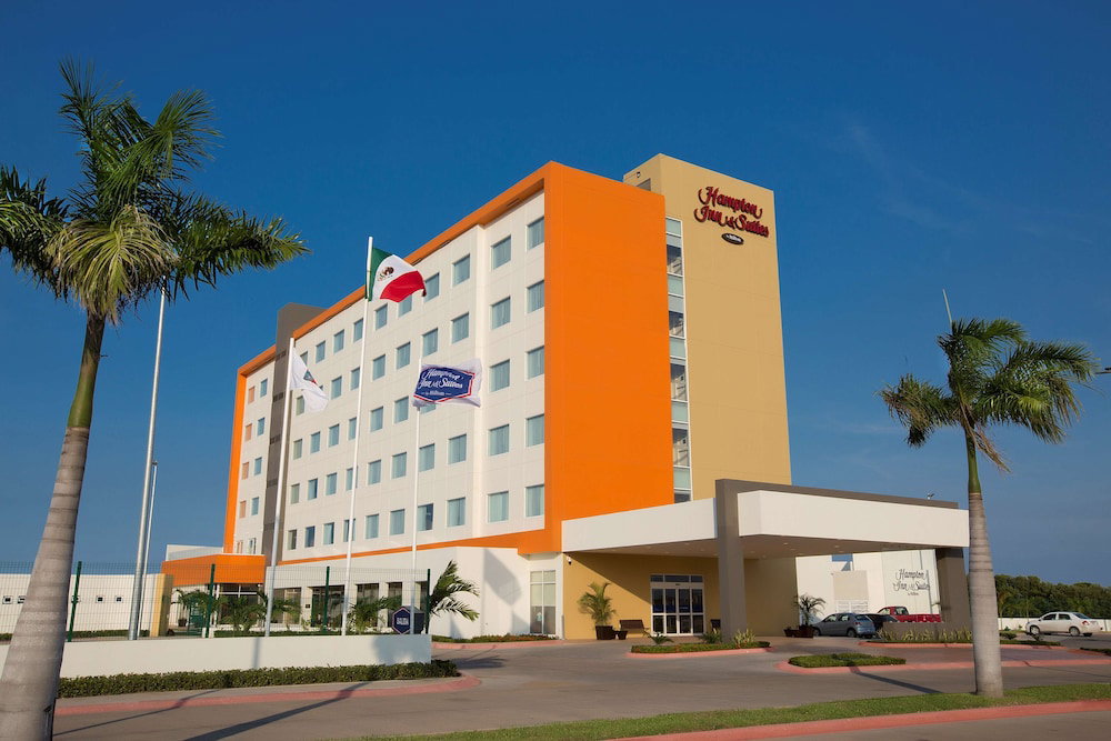 Hotel Hampton Inn & Suites By Hilton Paraiso