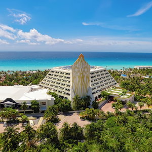 Sejur The Pyramid Cancun By Oasis - Gourmet Premium All Inclusive vacanta Isla Mujeres