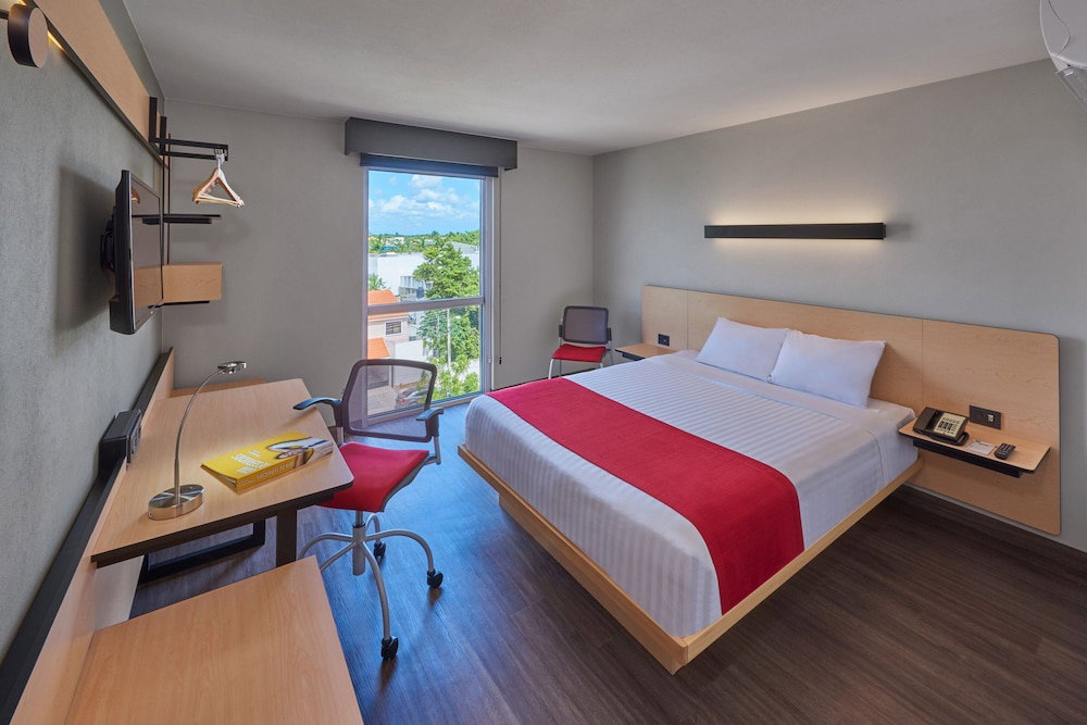 Hotel City Express By Marriott Merida