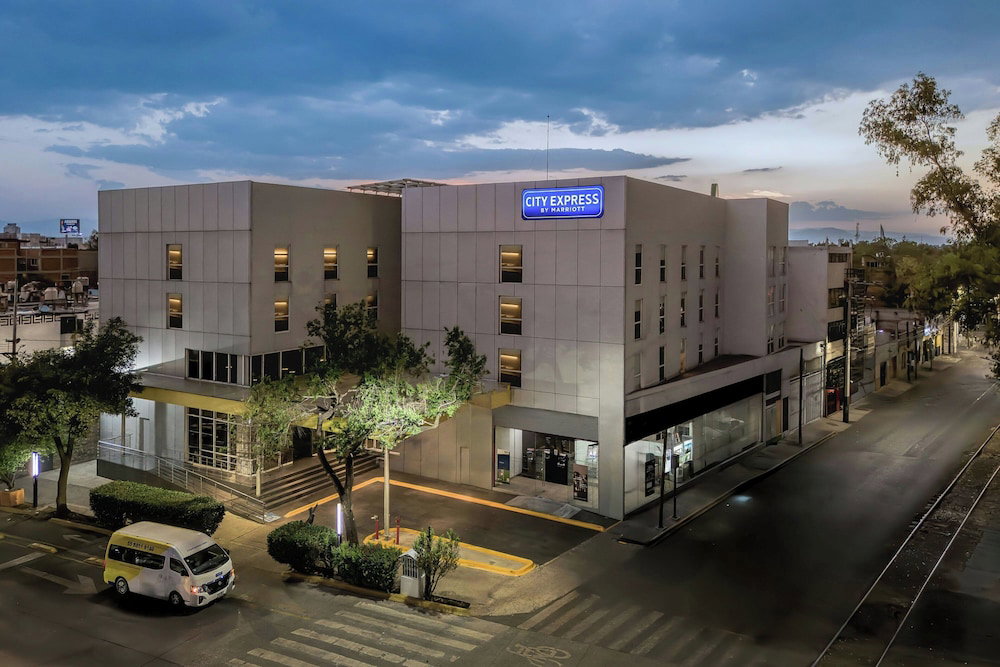 Hotel City Express By Marriott Ciudad De México La Villa