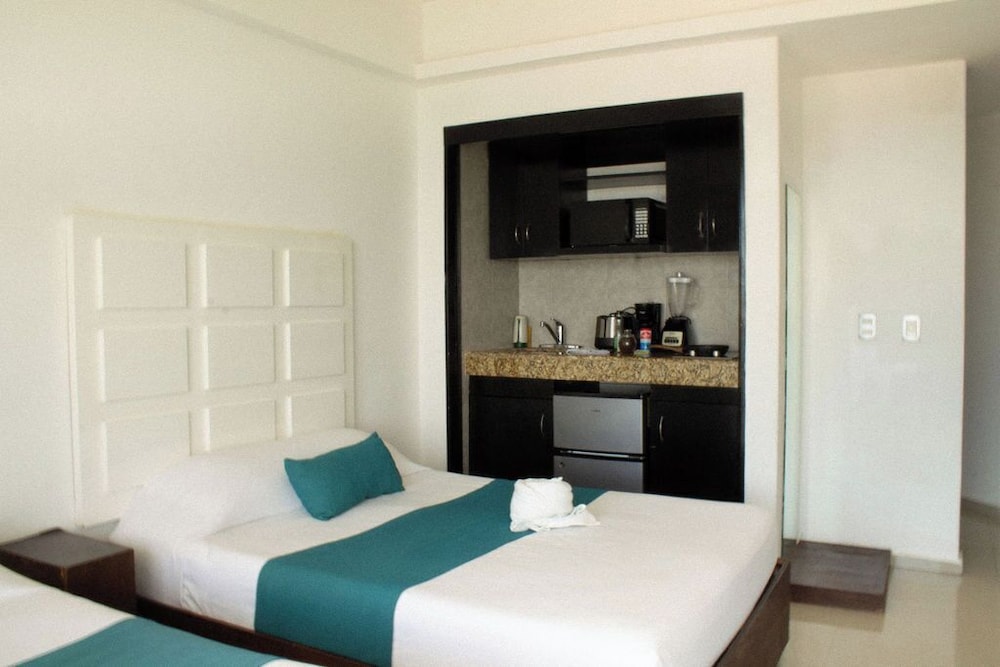 Hotel Naia Mar
