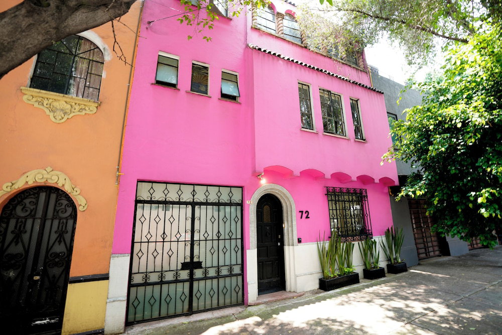 Hotel Hostal Fungi Casa Rosa
