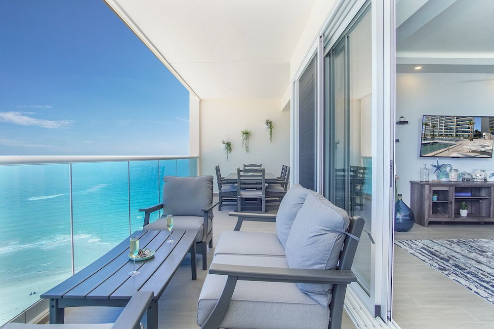 Hotel Relax In This Modern Ocean Front Condo Encantame E1404