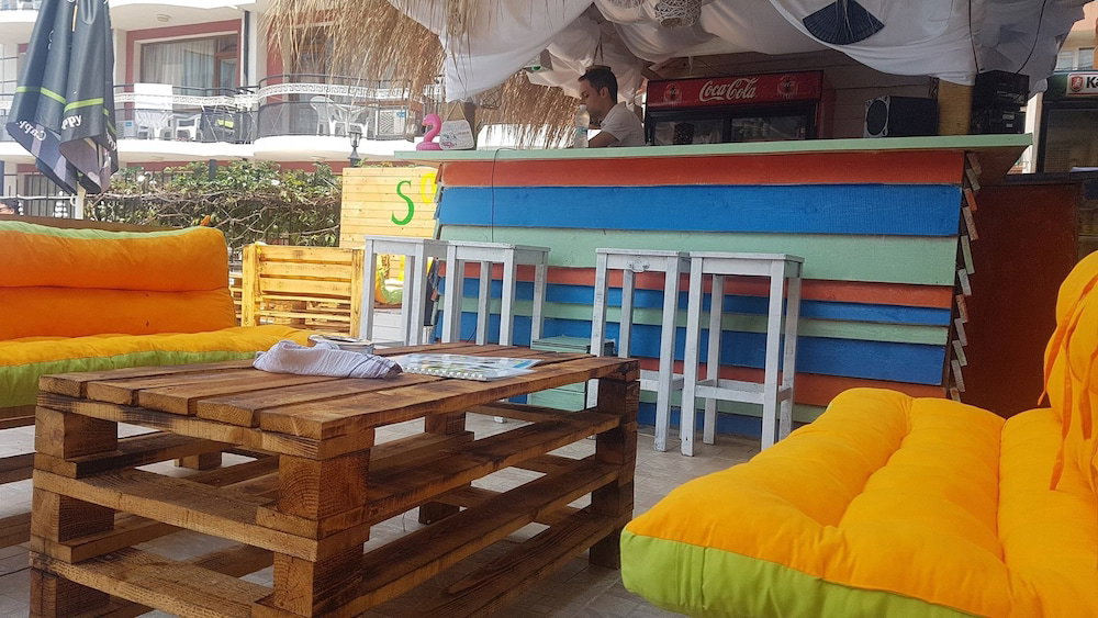 Hotel Salena Beach Hotel