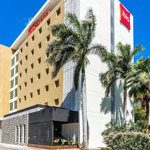 Hotel Ibis Merida cazare Merida