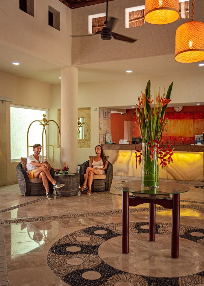 Laguna Suites