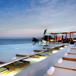 Hotel Sls Cancun cazare Isla Mujeres