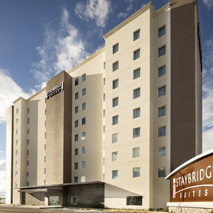 Hotel Staybridge Suites Silao By Ihg cazare Silao