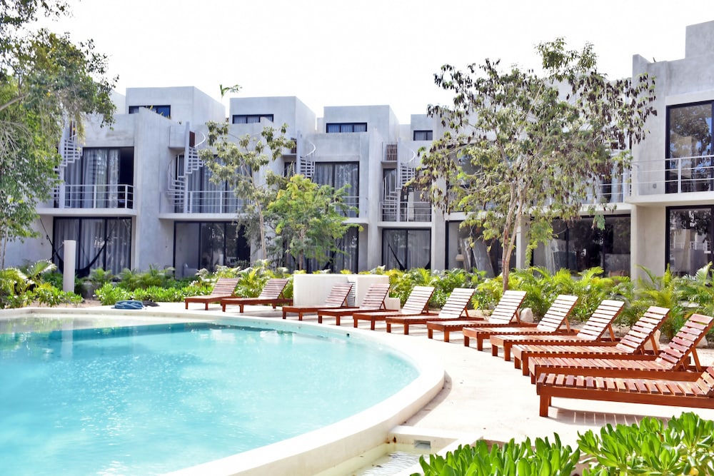 Hotel Seremonia Selva By The Spot Rentals