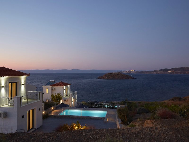 Hotel Eleia Seafront Villas