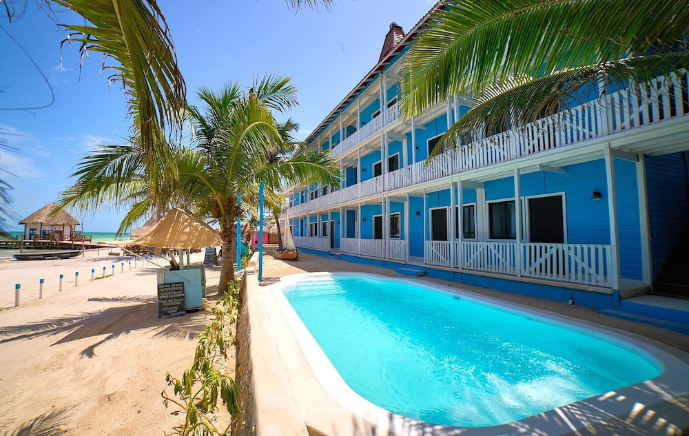 Hotel El Faro Beach Front By Óol Hotels