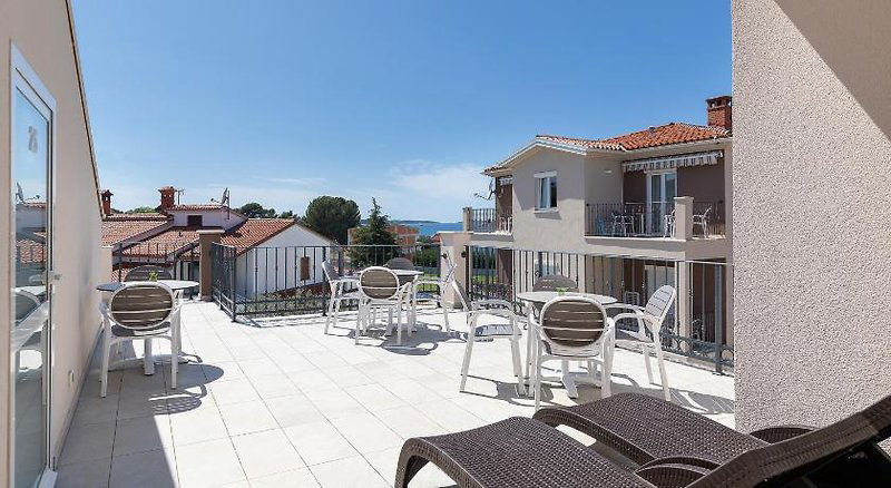 Hotel Apartments Villa Nina