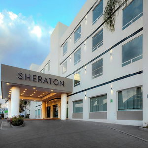 Hotel Sheraton Leon cazare Leon de los Aldama