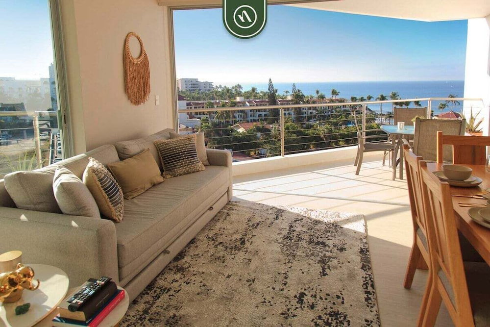 Hotel Ocean View 2Br Condo - Private Terrace - Beach