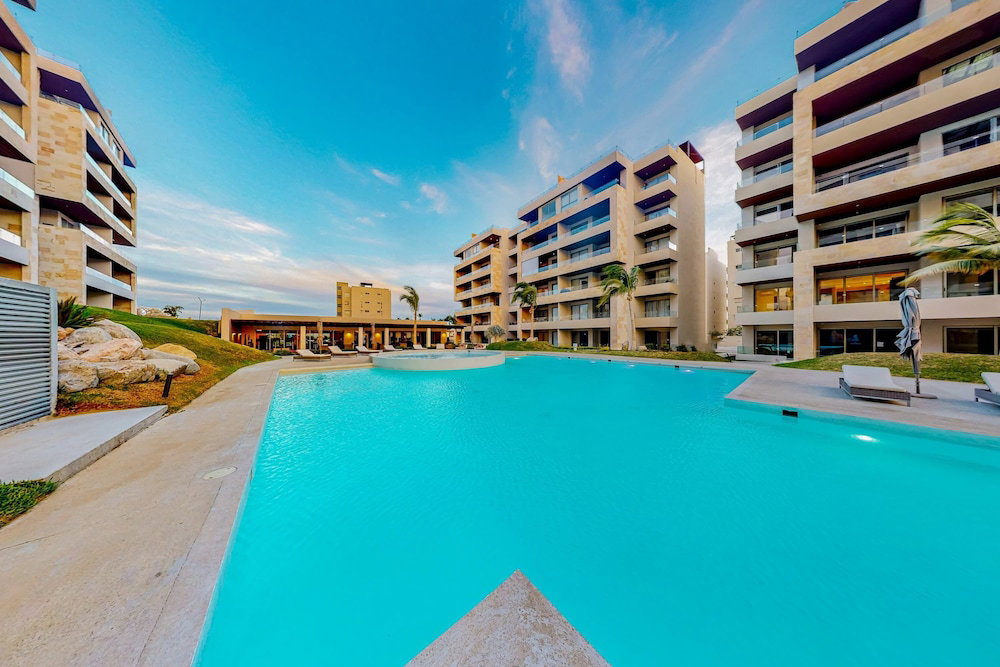 Hotel Stunning 3 Br - Pool - Awesome Amenities