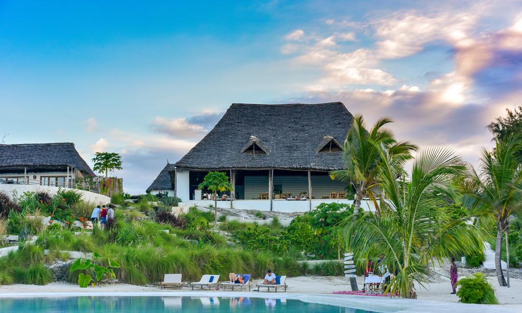 Zanbluu Beach Hotel