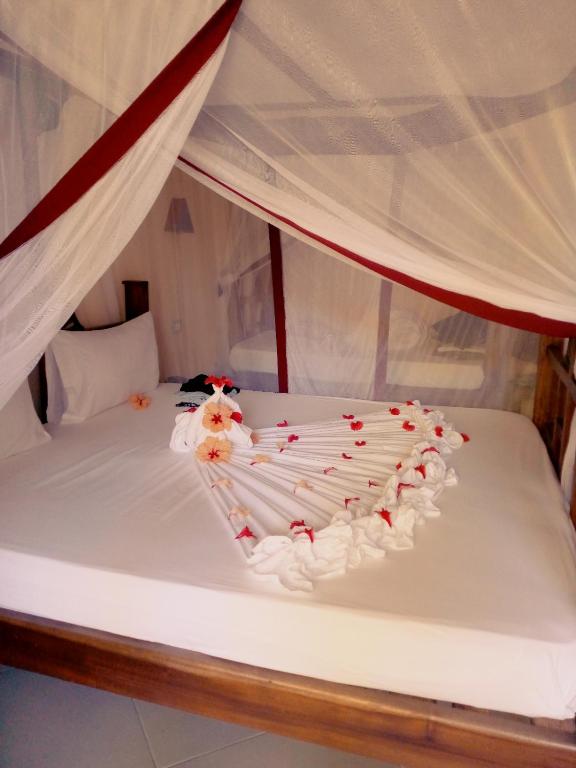 Uroa Bay Beach Resort