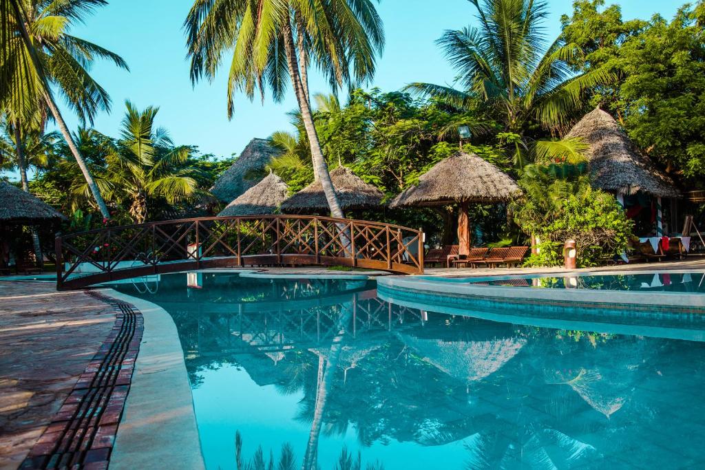 Uroa Bay Beach Resort