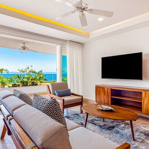 Hotel Luxurious 1St-Floor Condo With Pool, Oceanfront Balcony & Water View cazare Boca Mismaloya