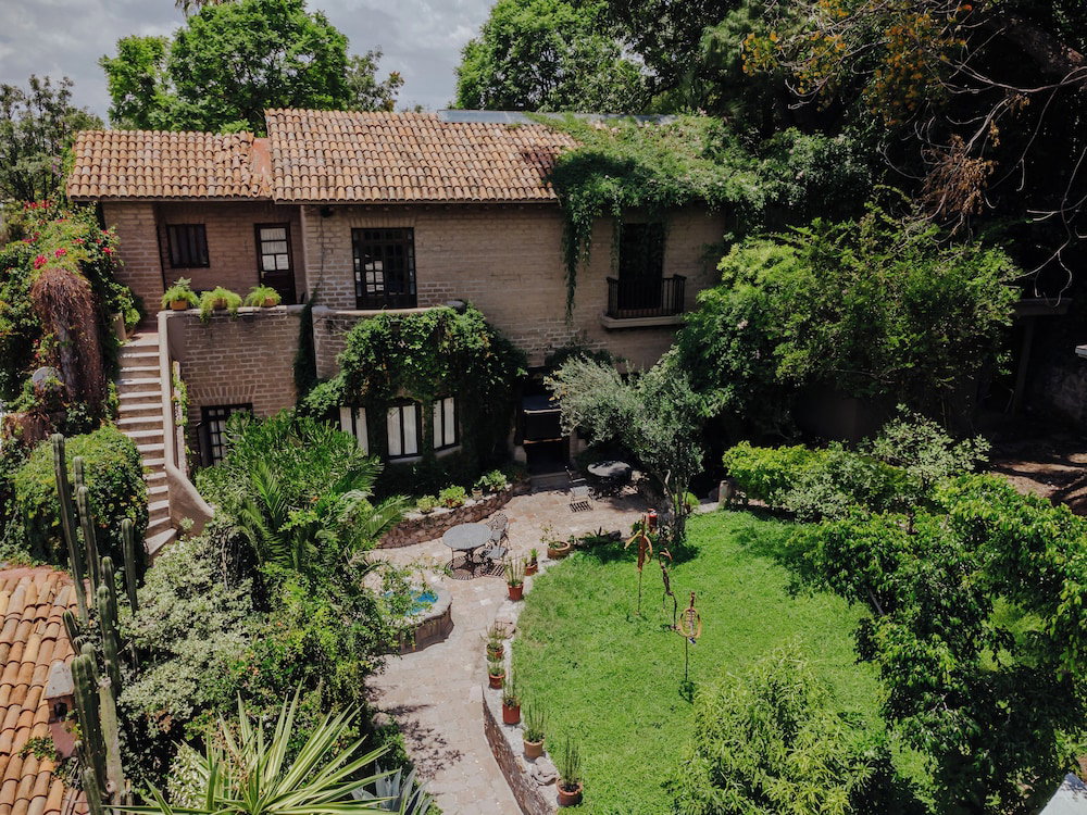 Hotel Casa Liza