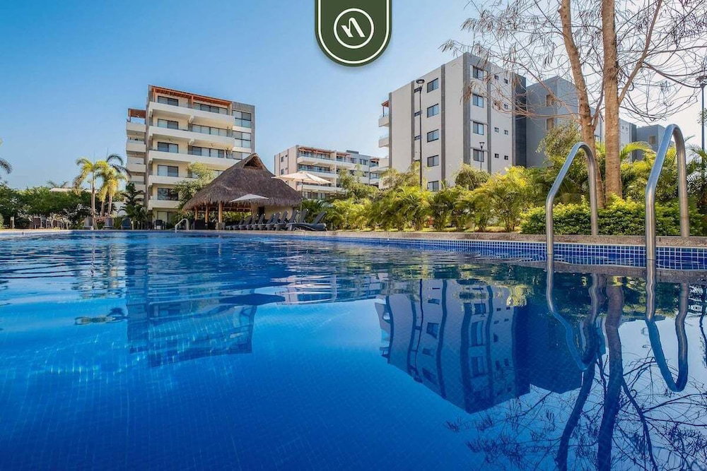 Hotel 2Br Condo With Private Terrace - Near To The Beach