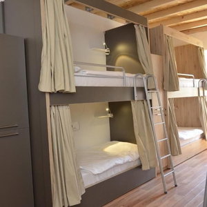 Hotel Hostel Antique cazare Pula