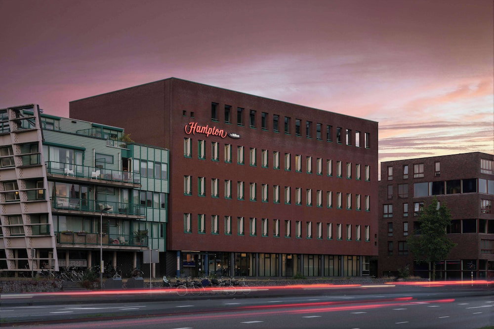 Hotel Hampton By Hilton Amsterdam Centre East