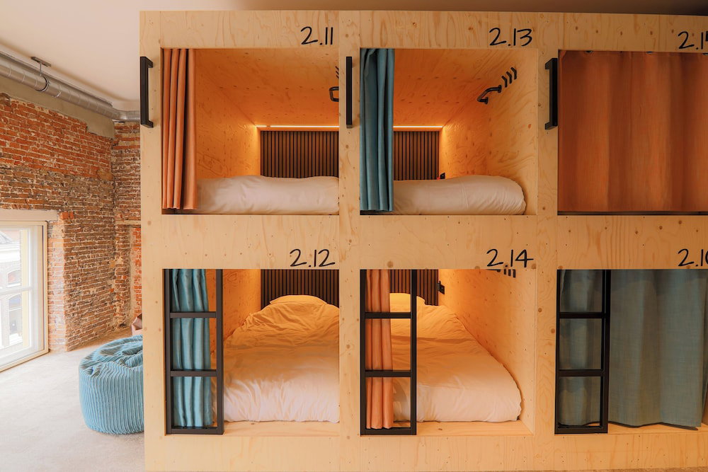 Hotel Kumo Hostels