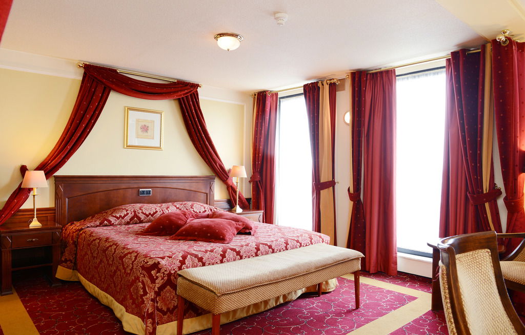 Hotel Amrâth Grand Hotel De Lempereur