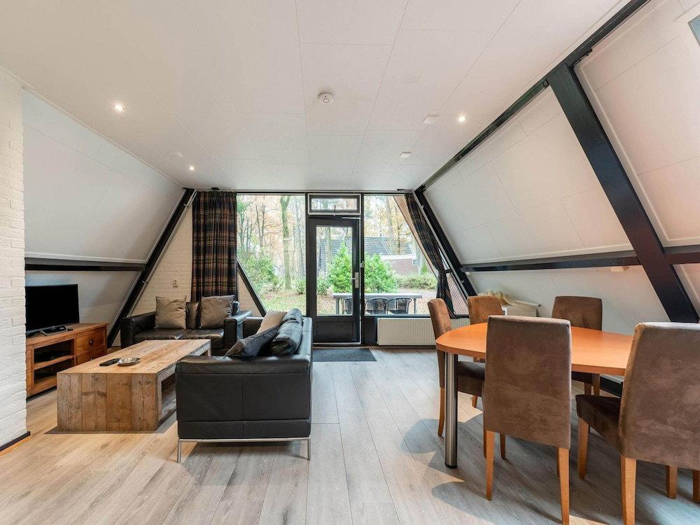 Hotel Holiday Home In North Limburg