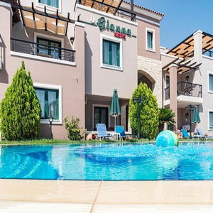 Hotel Gianna Apartments cazare Almirida