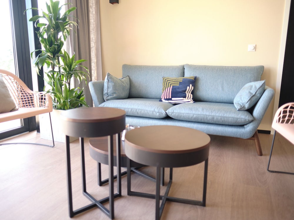 Hotel Luxury Hill Lodge, 2 Bathrooms, Near Maastricht